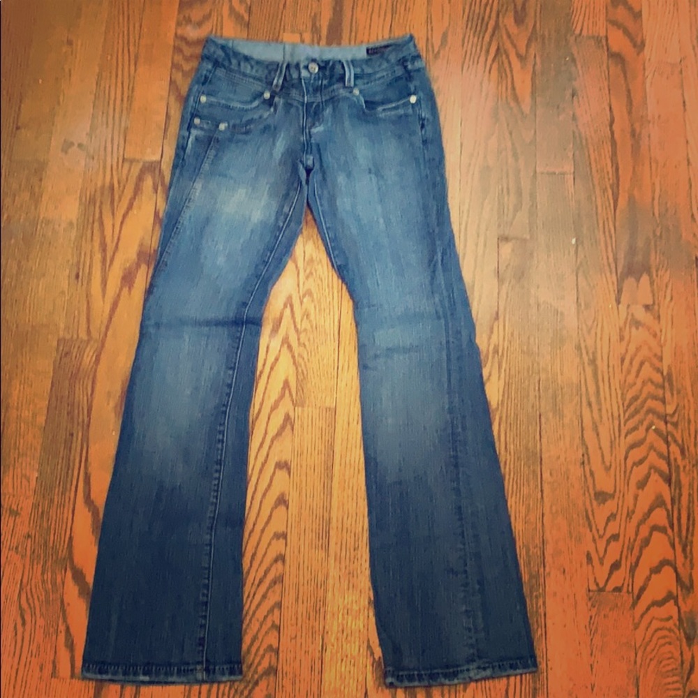 School of women denim jeans